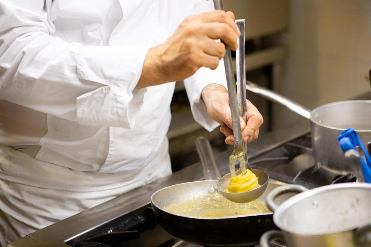 Relais Briuccia E Ristorante Capitolo Primo Hotel Montallegro Buitenkant foto
