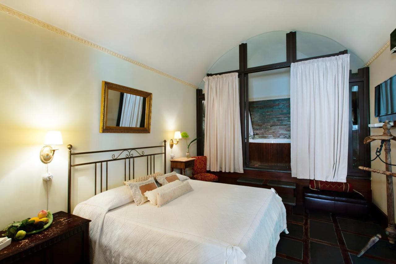 Relais Briuccia E Ristorante Capitolo Primo Hotel Montallegro Buitenkant foto